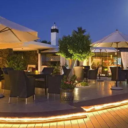 Semesteranläggning (resort) Alondra 5*