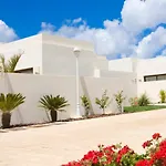 Alondra Puerto del Carmen (Lanzarote)