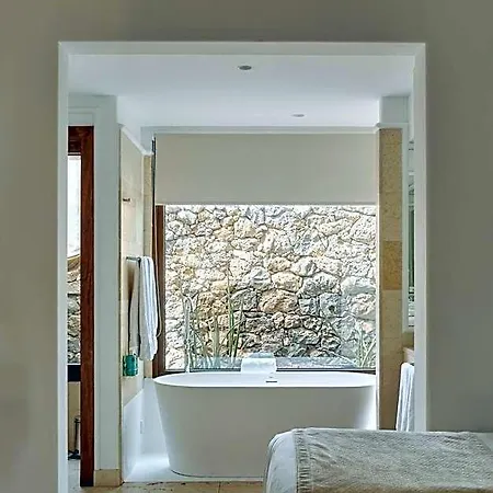 منتجع Alondra 5*
